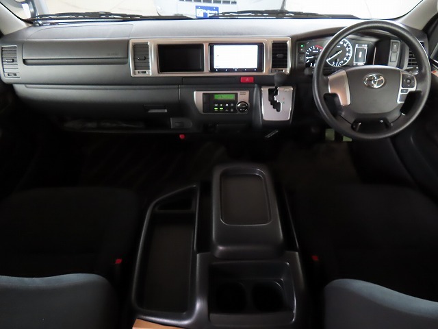 キャンピングカー バンコン ﾊｲｴｰｽ RVﾗﾝﾄﾞ ﾗﾝﾄﾞﾜｺﾞﾝﾘﾉ 4WD