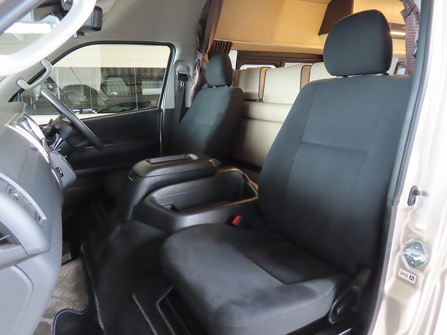 キャンピングカー バンコン ﾊｲｴｰｽ RVﾗﾝﾄﾞ ﾗﾝﾄﾞﾜｺﾞﾝﾘﾉ 4WD