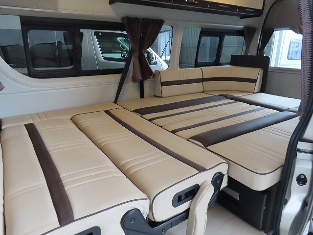キャンピングカー バンコン ﾊｲｴｰｽ RVﾗﾝﾄﾞ ﾗﾝﾄﾞﾜｺﾞﾝﾘﾉ 4WD