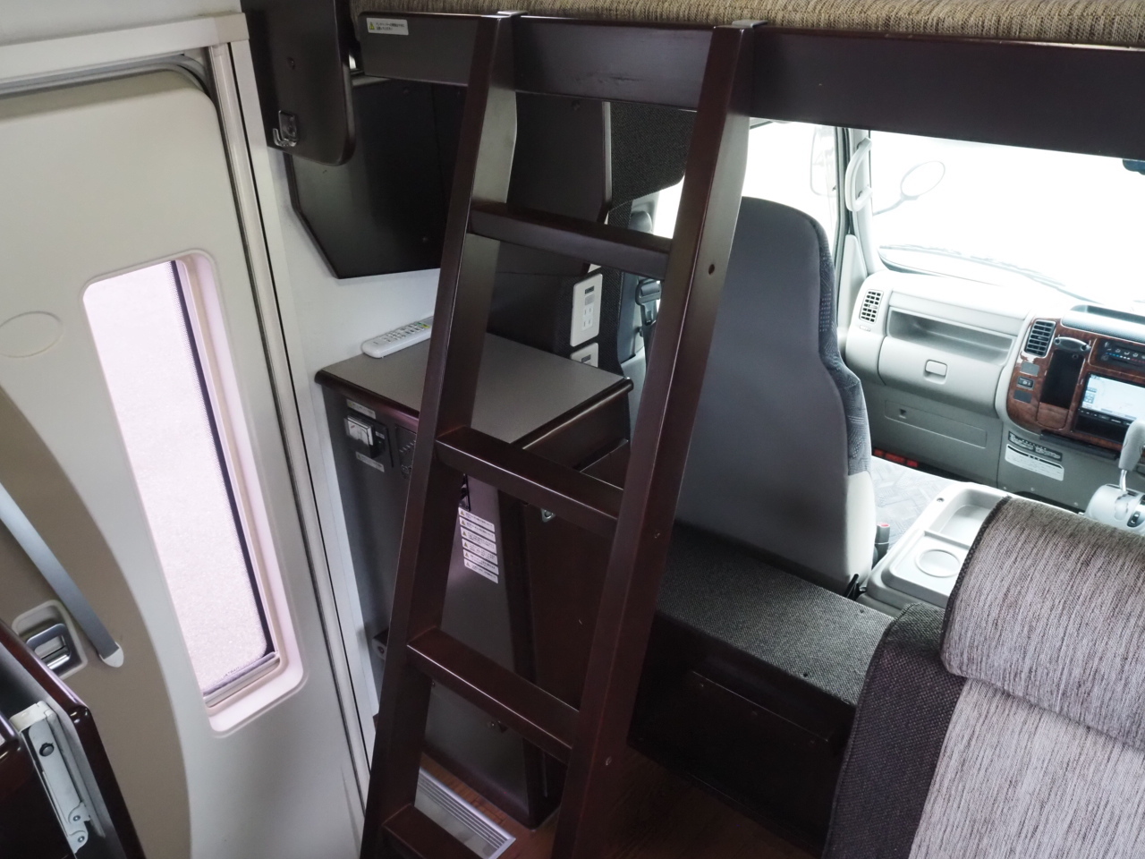 キャンピングカー キャブコン ｶﾑﾛｰﾄﾞ ﾅｯﾂRV ｸﾚｿﾝX 4WD 家庭用ｴｱｺﾝ