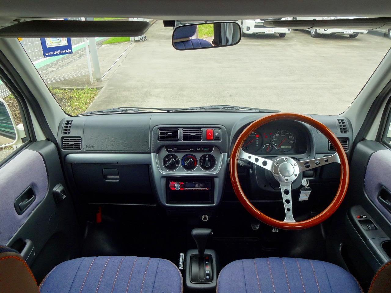 キャンピングカー 軽キャンパー ﾊﾞﾓｽﾎﾋﾞｵFOCS GT2ﾘﾉﾀｸﾐ ﾛｺﾎﾞｰｲ仕様
