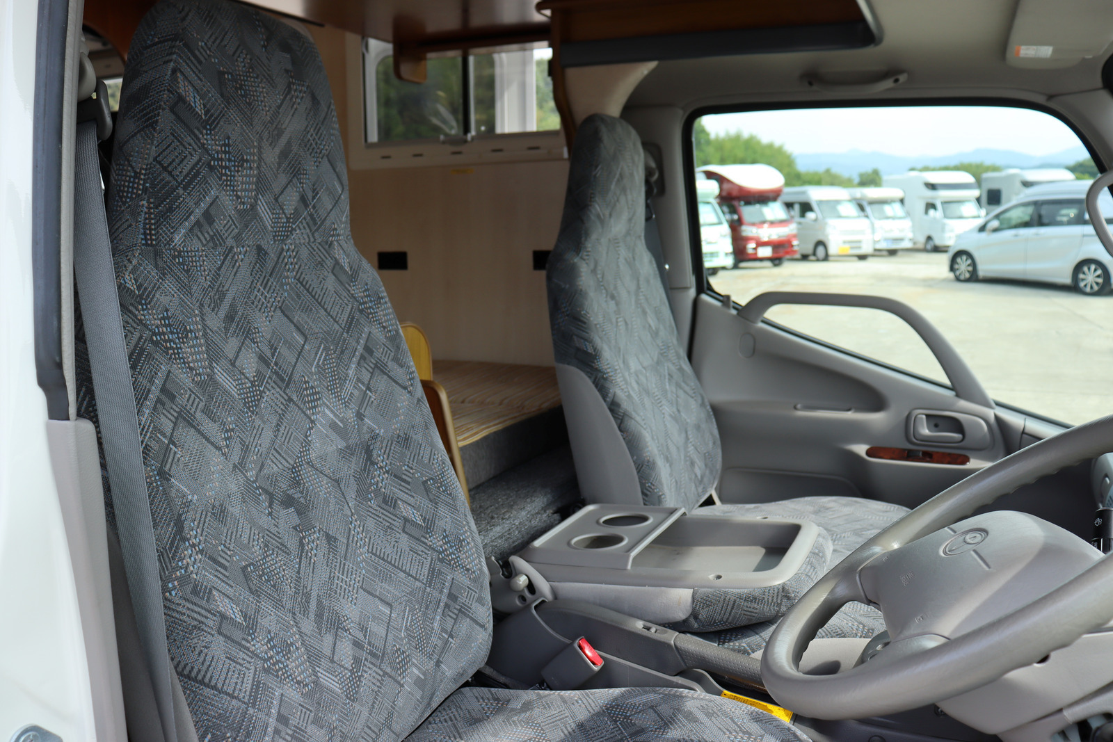 キャンピングカー キャブコン ｶﾑﾛｰﾄﾞ ﾊﾞﾝﾃｯｸ ｼﾞﾙ520　家AC　鉛3　4WD