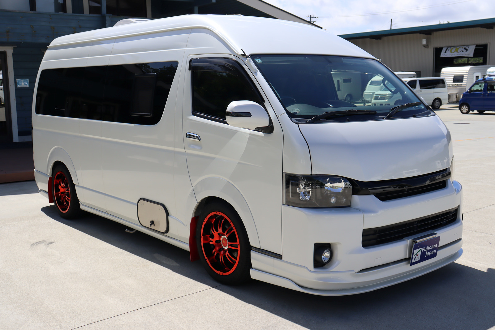 キャンピングカー バンコン ﾊｲｴｰｽ ﾚｸﾋﾞｨ ﾌﾟﾗｽDD ｶｽﾀﾑ車