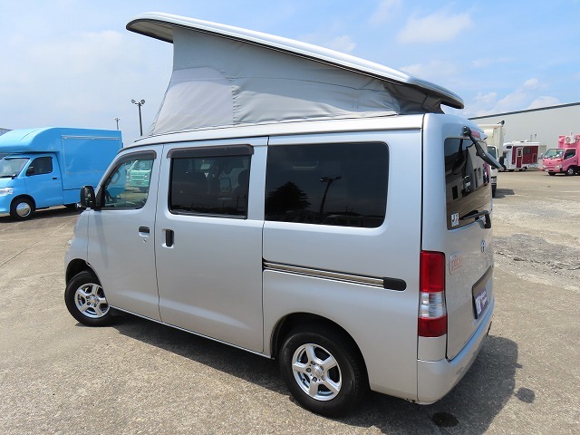 キャンピングカー バンコン ﾗｲﾄｴｰｽ ｷｬﾝﾋﾟﾝｸﾞｶｰ広島 ﾋﾟｺ 4WD