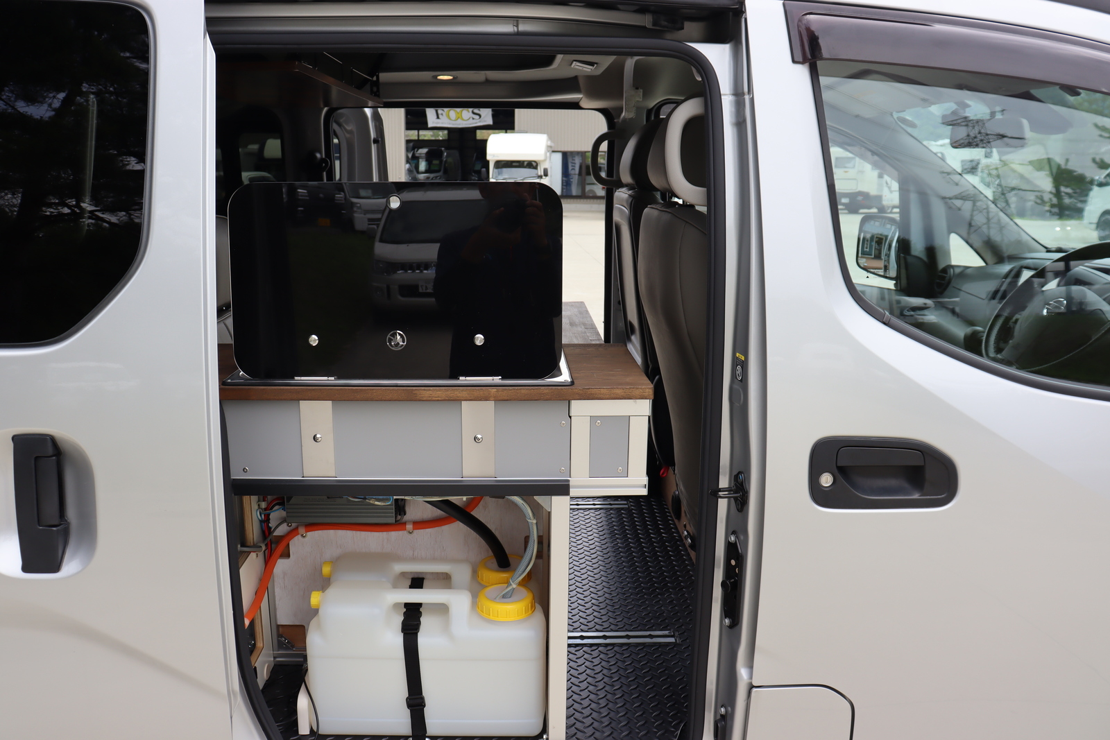 キャンピングカー バンコン NV200ﾊﾞﾈｯﾄ ｱﾈｯｸｽ ﾘｭｳ200　FFﾋｰﾀｰ