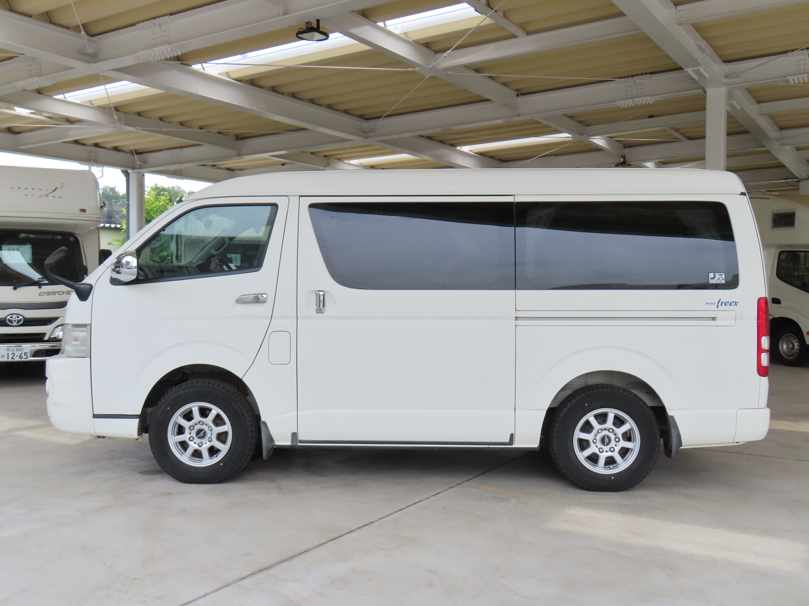 キャンピングカー バンコン ﾊｲｴｰｽ ﾚｸﾋﾞｨ ﾌﾘｰｸｽ 4WD　FFﾋｰﾀｰ