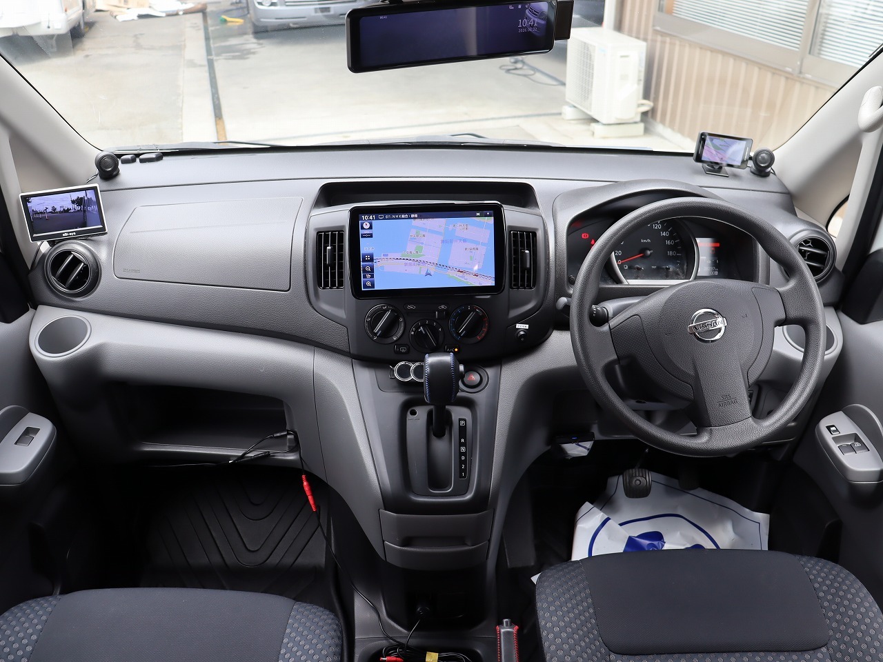 キャンピングカー バンコン NV200 ｷｬﾝﾋﾟﾝｸﾞｶｰ広島 ﾎﾟｯﾌﾟｺﾝeE