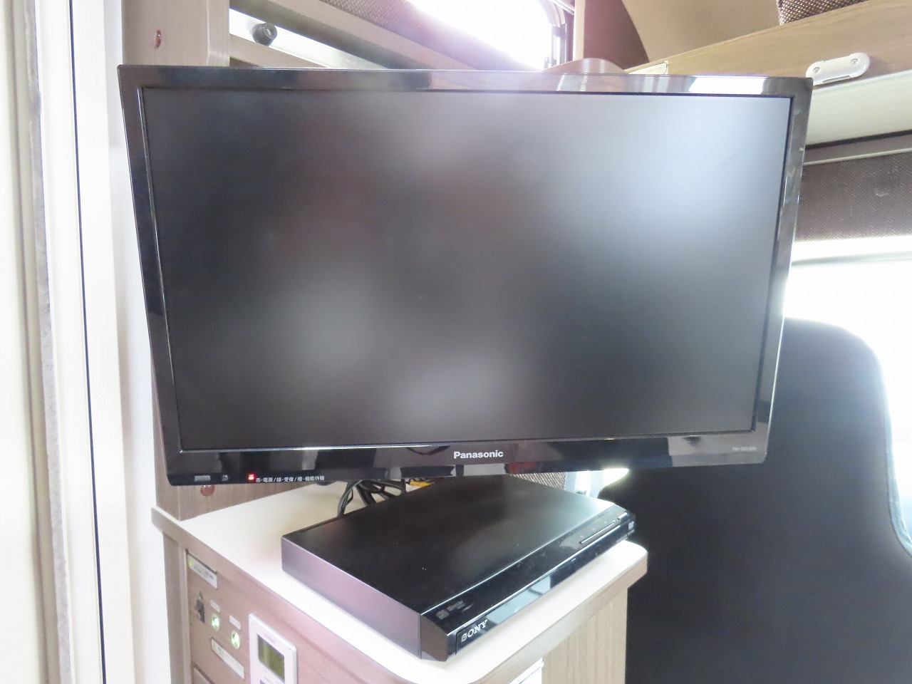 キャンピングカー キャブコン ｶﾑﾛｰﾄﾞ ﾅｯﾂRV ｸﾚｱｴﾎﾞ5.3X