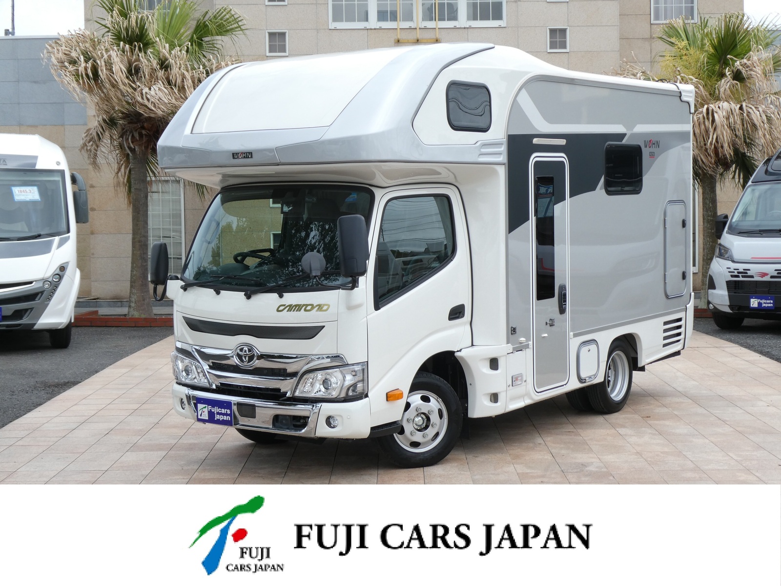 キャンピングカー キャブコン 東和モータース　ヴォーンR2B　シーテック急速走行充電