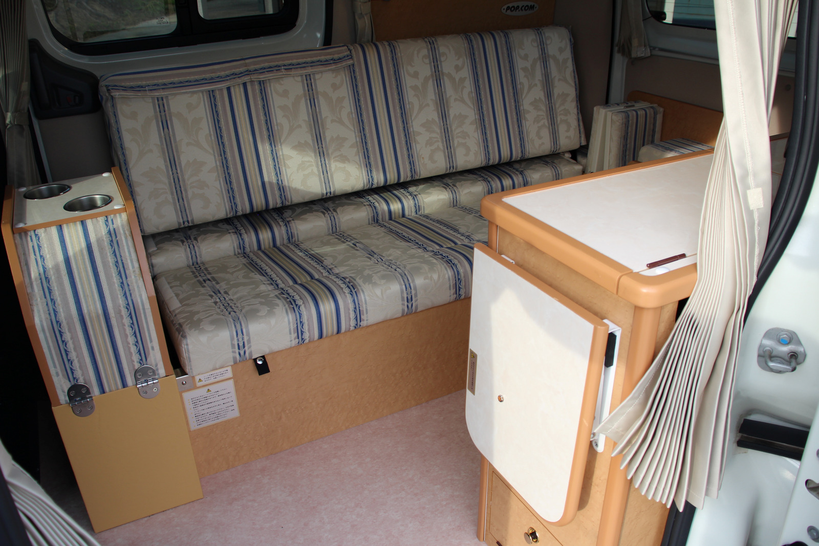 キャンピングカー バンコン NV200 ｷｬﾝﾋﾟﾝｸﾞｶｰ広島 ﾎﾟｯﾌﾟｺﾝeE