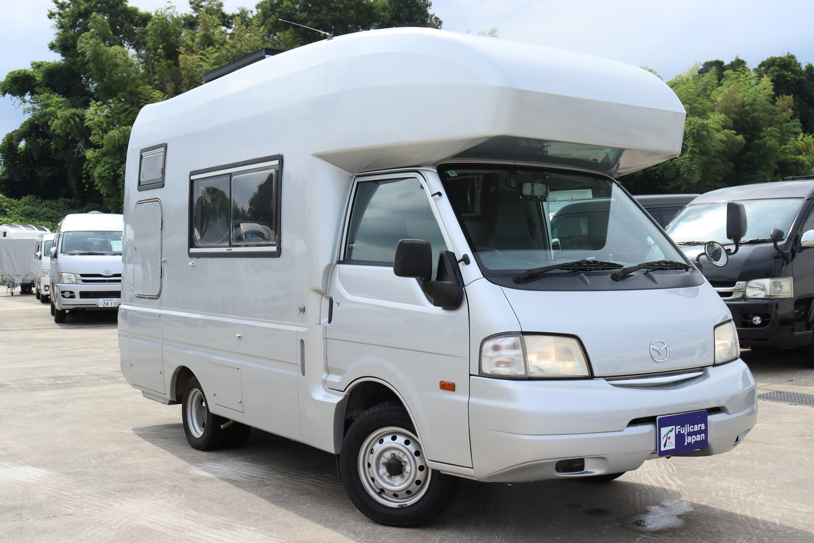 キャンピングカー キャブコン ﾎﾞﾝｺﾞ ﾛｰﾀｽRV ﾏﾝﾎﾞｳ　家AC　発電機　ｿｰﾗｰ