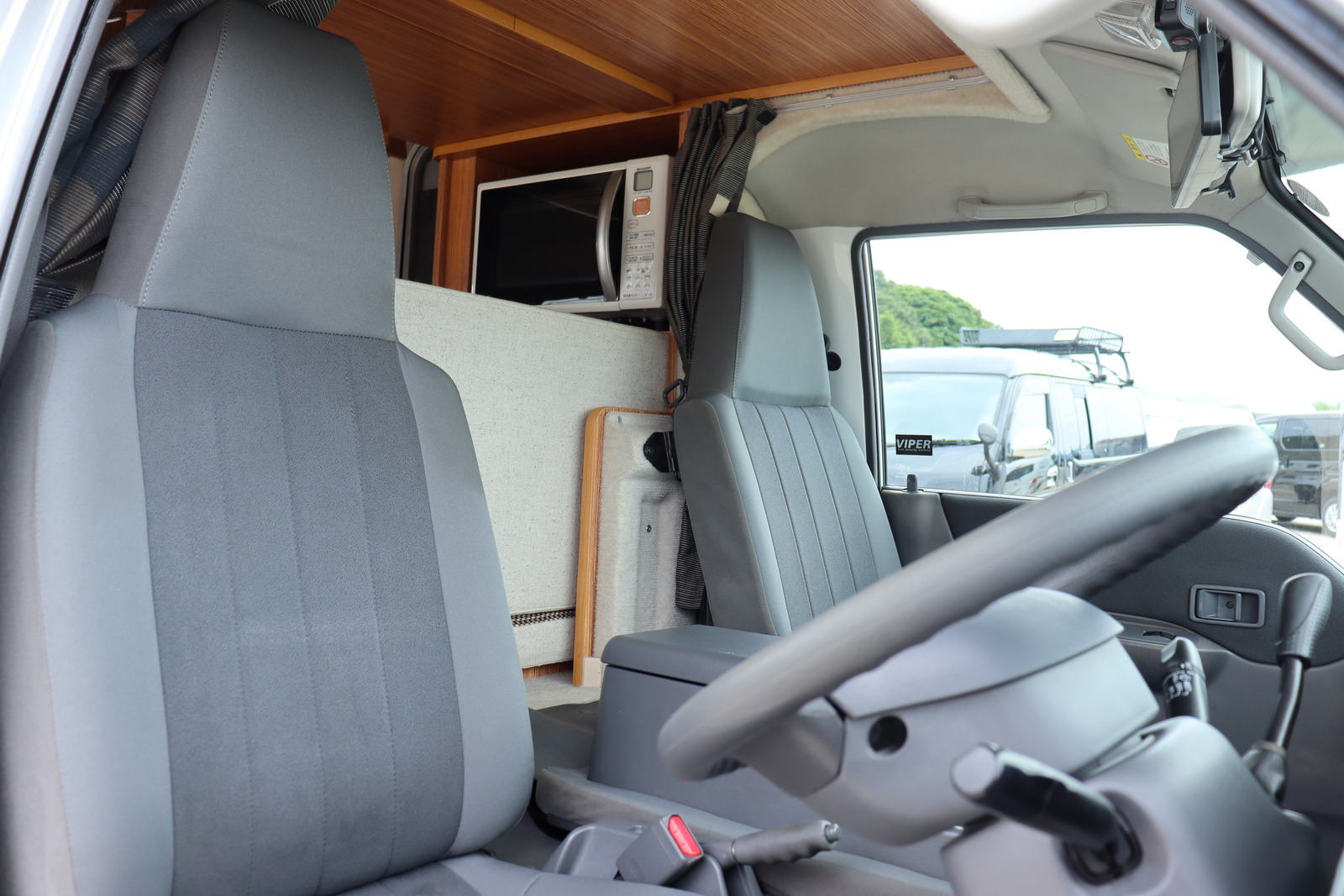 キャンピングカー キャブコン ﾎﾞﾝｺﾞ ﾛｰﾀｽRV ﾏﾝﾎﾞｳ　家AC　発電機　ｿｰﾗｰ
