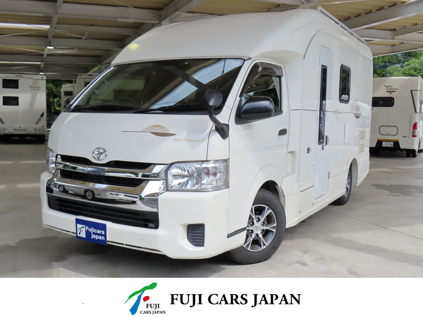 キャンピングカー キャブコン ハイエース RVビックフット プルミエM5.7