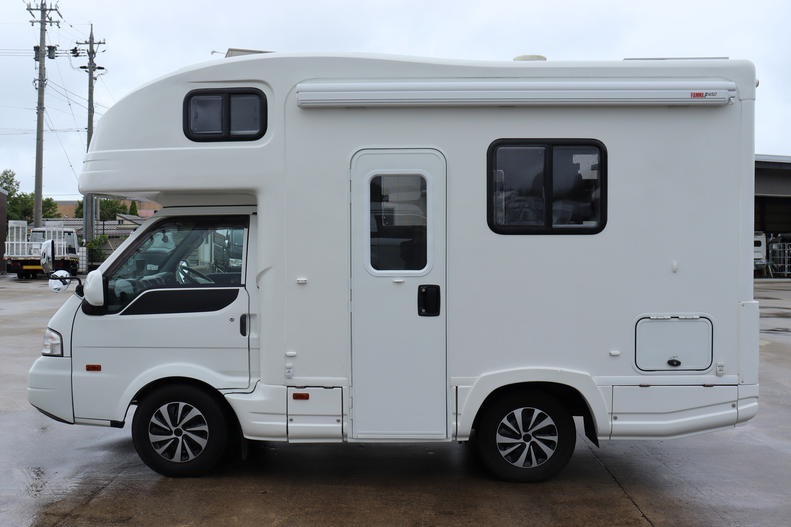 キャンピングカー キャブコン ﾎﾞﾝｺﾞ ﾌﾟﾚｼｬｽﾓｽﾄRV ﾏﾙｽ　家AC　FF　4駆