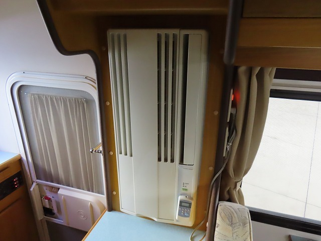 キャンピングカー キャブコン ｶﾑﾛｰﾄﾞ ﾅｯﾂRVﾐﾗｰｼﾞｭ FF暖房 窓ｸｰﾗｰ