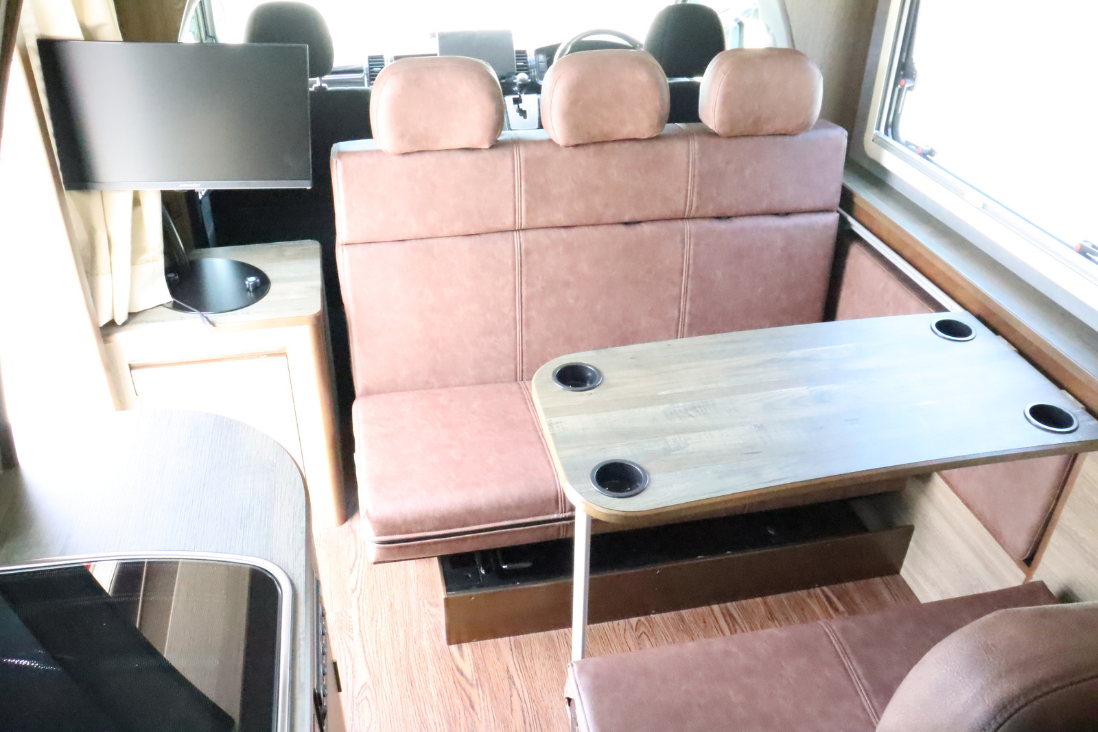 キャンピングカー キャブコン ﾊｲｴｰｽ ﾀﾞｲﾚｸﾄｶｰｽﾞ ﾓﾋﾞﾘﾃｨﾎｰﾑ 4WD