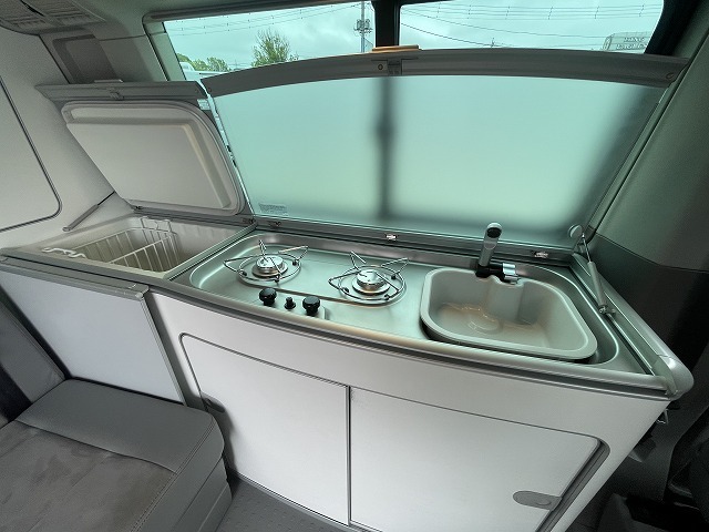 キャンピングカー バンコン VW T5 ｶﾘﾌｫﾙﾆｱ ｼﾞｪﾈﾚｰｼｮﾝ 4WD