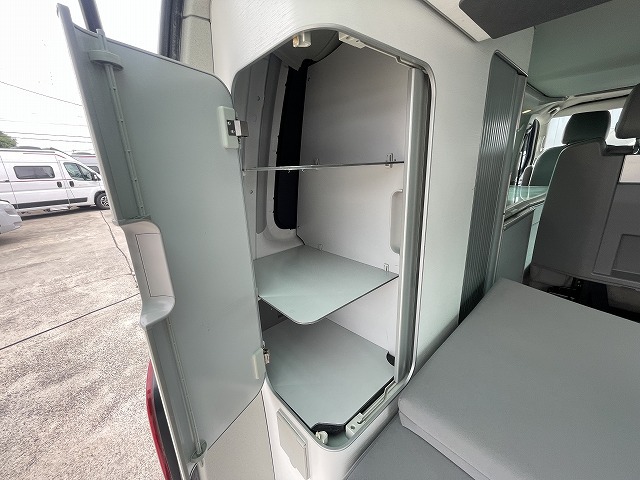 キャンピングカー バンコン VW T5 ｶﾘﾌｫﾙﾆｱ ｼﾞｪﾈﾚｰｼｮﾝ 4WD