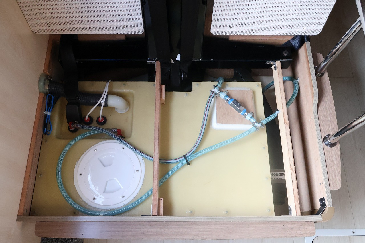 キャンピングカー キャブコン ｶﾑﾛｰﾄﾞ ﾊﾞﾝﾃｯｸ ｺﾙﾄﾞﾊﾞﾝｸｽ　家庭用AC