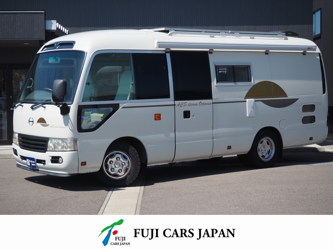 キャンピングカー バスコン リエッセⅡ RVビックフット エテルノオクタービア