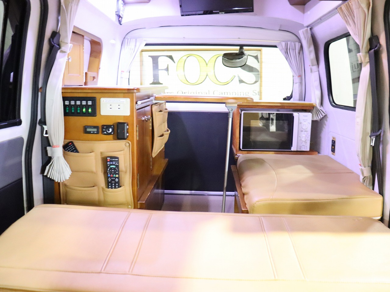 キャンピングカー バンコン ﾗｲﾄｴｰｽ ﾀｺｽ ﾊﾅ 4WD　FF　ｲﾝﾊﾞｰﾀｰ