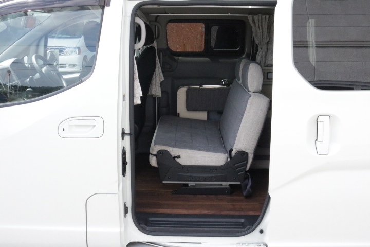 キャンピングカー バンコン NV200ﾊﾞﾈｯﾄ 東和 ﾂｪﾙﾄNV　ﾎﾟｯﾌﾟｱｯﾌﾟ
