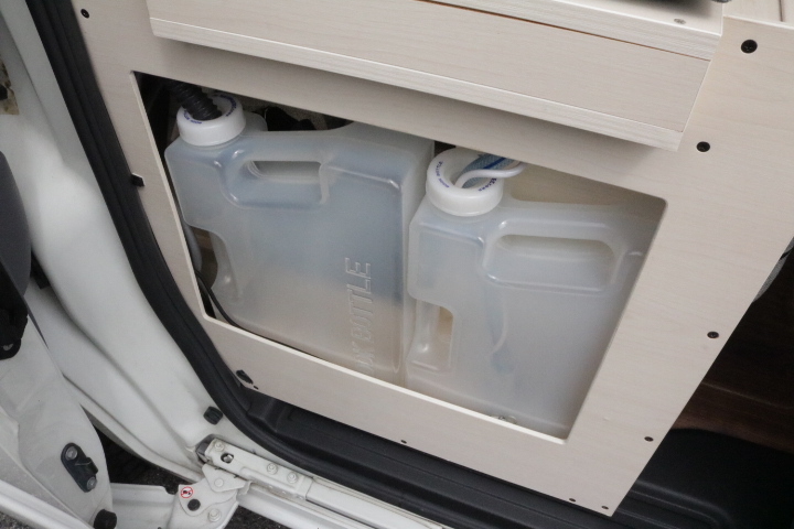 キャンピングカー バンコン NV200ﾊﾞﾈｯﾄ 東和 ﾂｪﾙﾄNV　ﾎﾟｯﾌﾟｱｯﾌﾟ