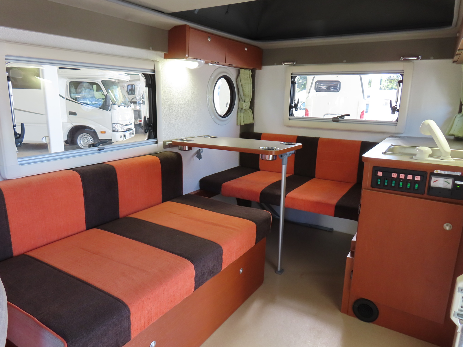 キャンピングカー 軽キャンパー ﾊｲｾﾞｯﾄ ｲﾝﾃﾞｨｱﾅRV ｲﾝﾃﾞｨ727L4WD