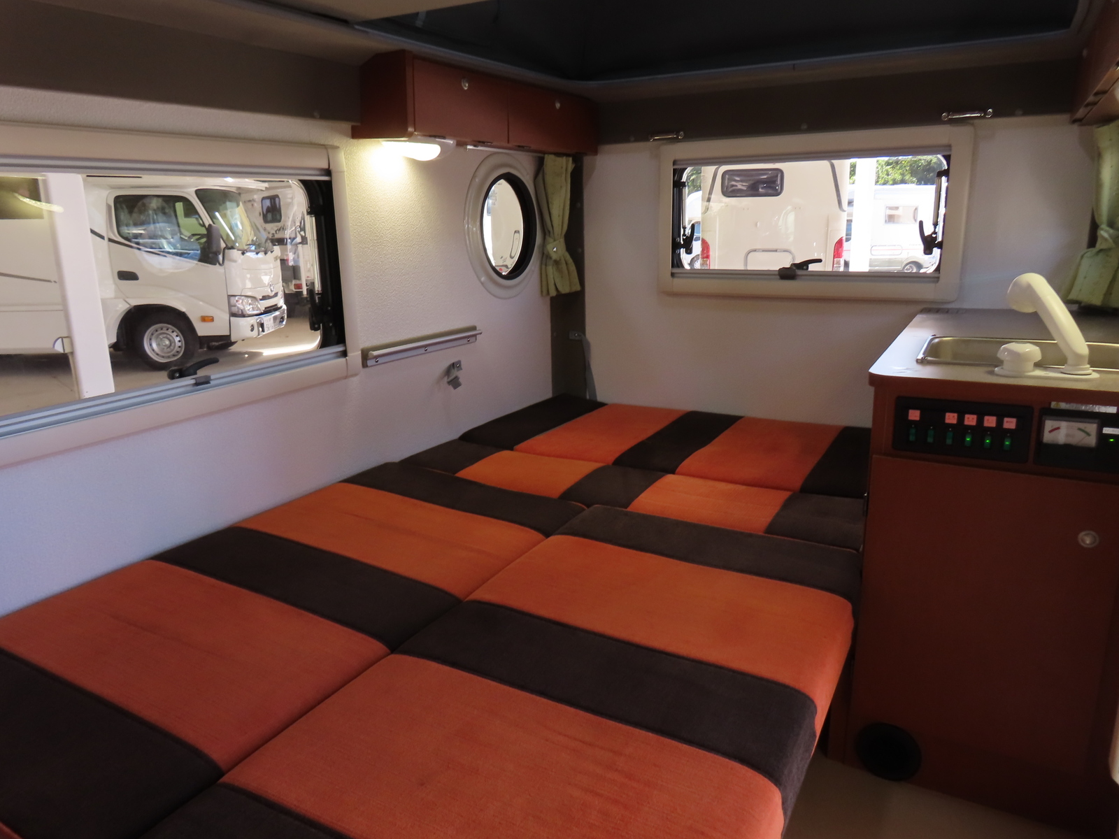 キャンピングカー 軽キャンパー ﾊｲｾﾞｯﾄ ｲﾝﾃﾞｨｱﾅRV ｲﾝﾃﾞｨ727L4WD