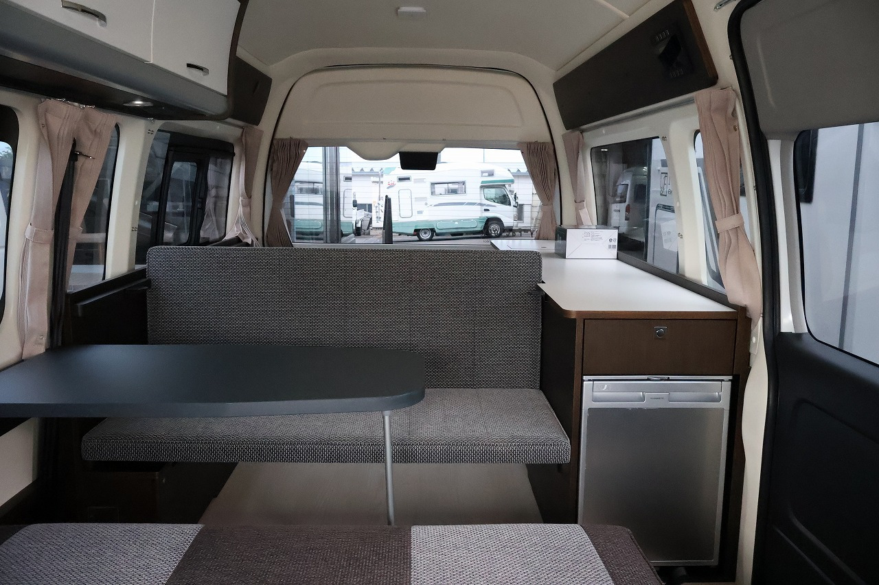 キャンピングカー バンコン ﾊｲｴｰｽ ﾄｲﾌｧｸﾄﾘｰ ﾄｲｽﾞBOX540 4WD