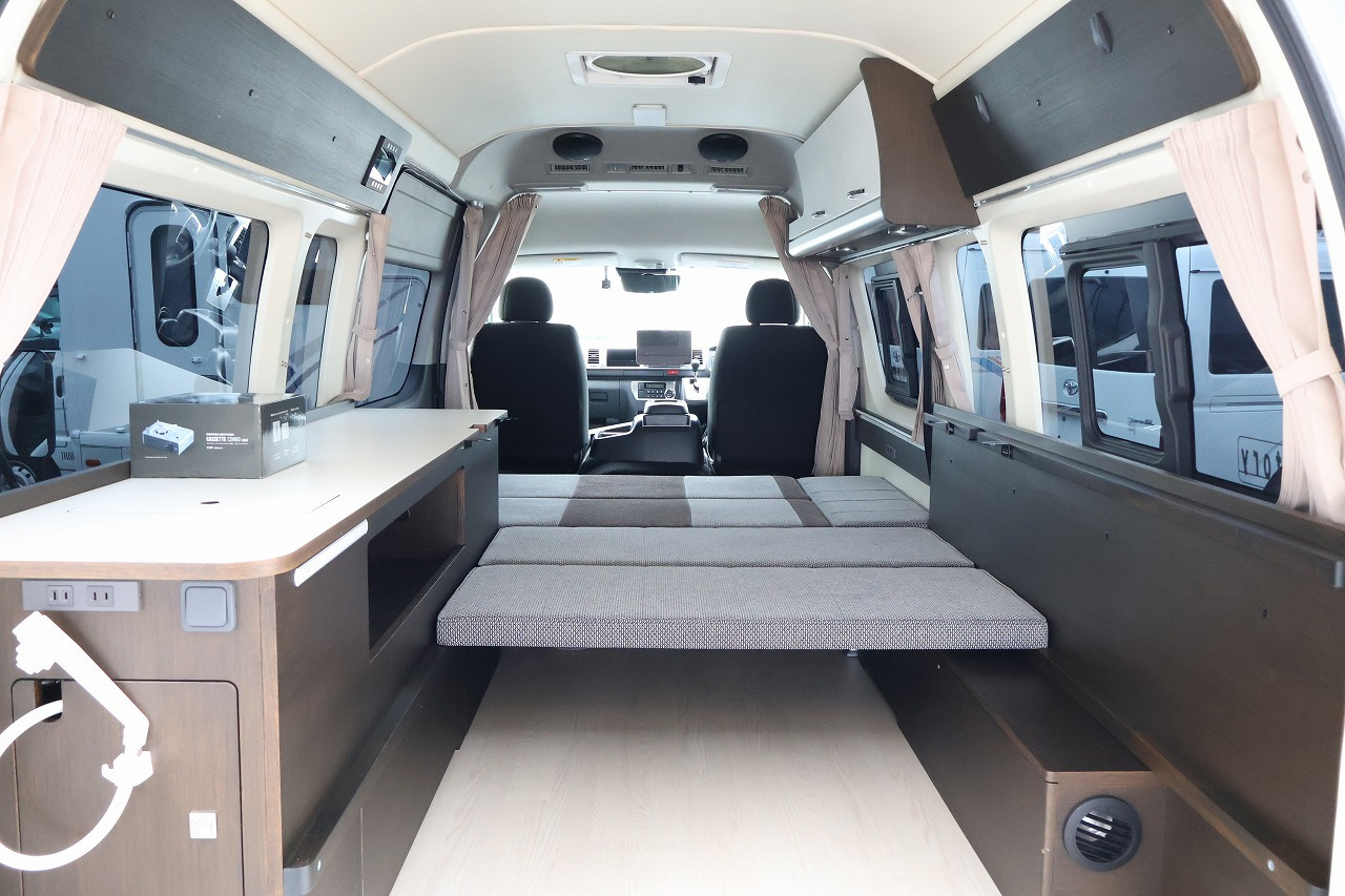 キャンピングカー バンコン ﾊｲｴｰｽ ﾄｲﾌｧｸﾄﾘｰ ﾄｲｽﾞBOX540 4WD