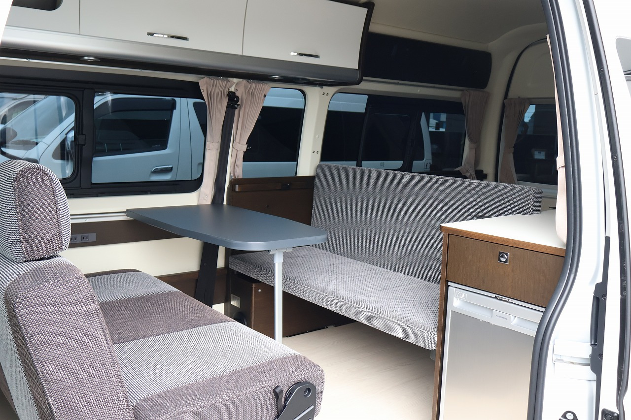キャンピングカー バンコン ﾊｲｴｰｽ ﾄｲﾌｧｸﾄﾘｰ ﾄｲｽﾞBOX540 4WD