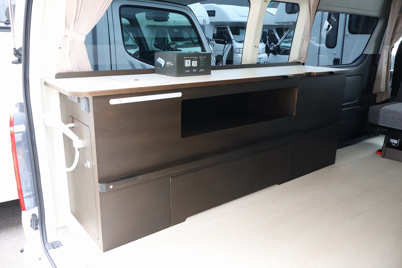 キャンピングカー バンコン ﾊｲｴｰｽ ﾄｲﾌｧｸﾄﾘｰ ﾄｲｽﾞBOX540 4WD