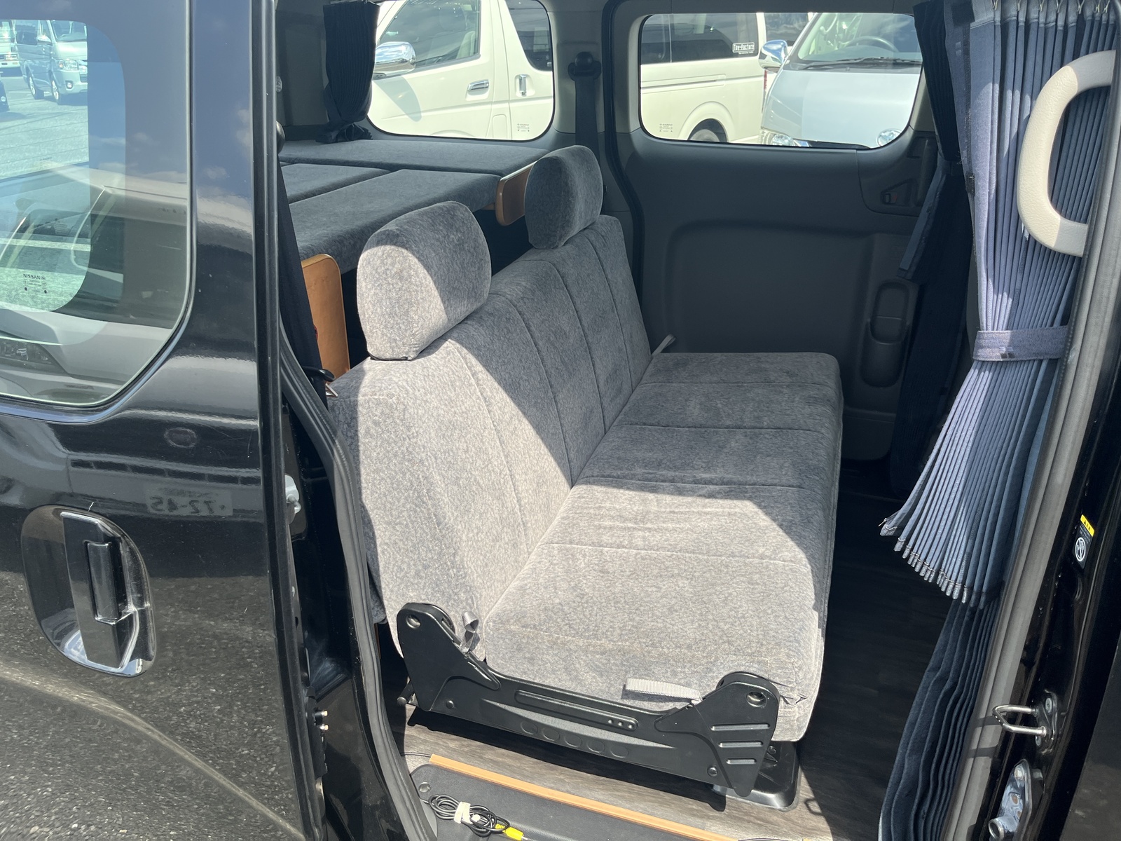 キャンピングカー バンコン NV200 OMCｵﾘｼﾞﾅﾙ FFﾋｰﾀｰ 2段ﾍﾞｯﾄﾞ