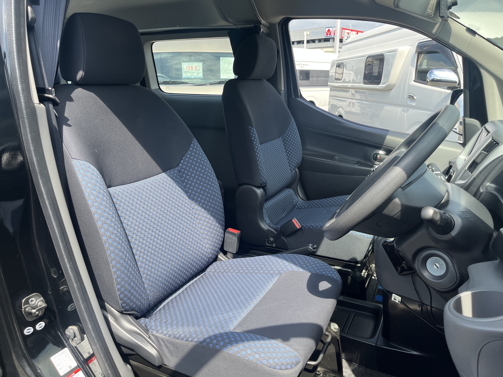 キャンピングカー バンコン NV200 OMCｵﾘｼﾞﾅﾙ FFﾋｰﾀｰ 2段ﾍﾞｯﾄﾞ