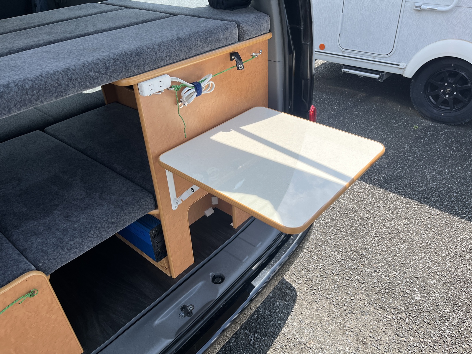 キャンピングカー バンコン NV200 OMCｵﾘｼﾞﾅﾙ FFﾋｰﾀｰ 2段ﾍﾞｯﾄﾞ