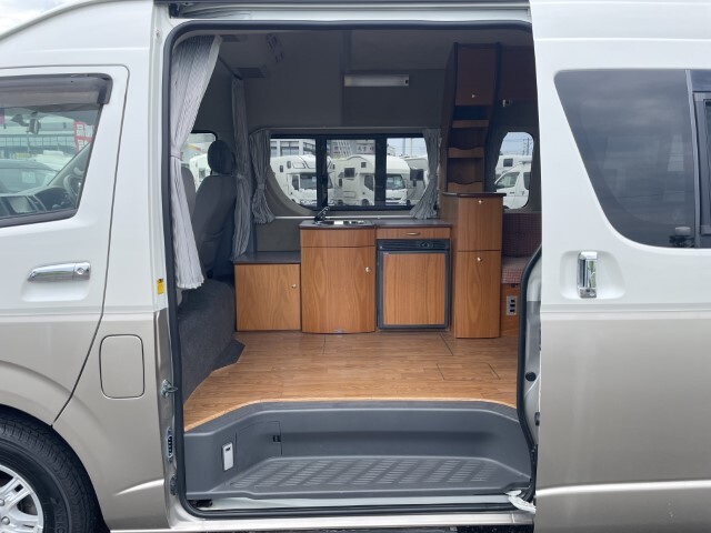 キャンピングカー バンコン ﾋﾞｰｸﾙ ﾃﾞｭｵ 40L冷蔵庫 4型ﾌｪｲｽﾁｪﾝｼﾞ
