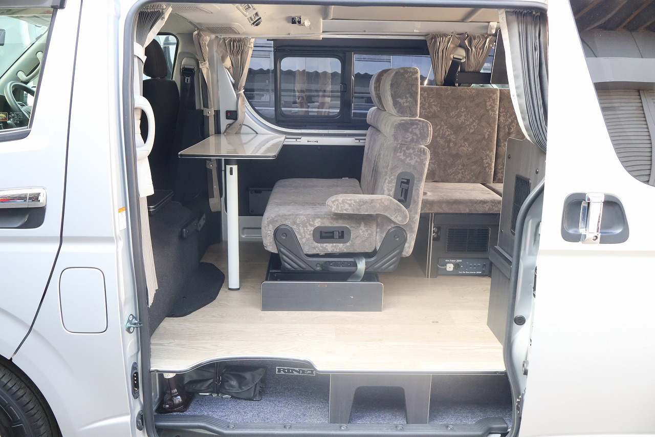 キャンピングカー バンコン ﾊｲｴｰｽ ﾘﾝｴｲ ﾊﾞｶﾝﾁｪｽﾓﾓ 4WD