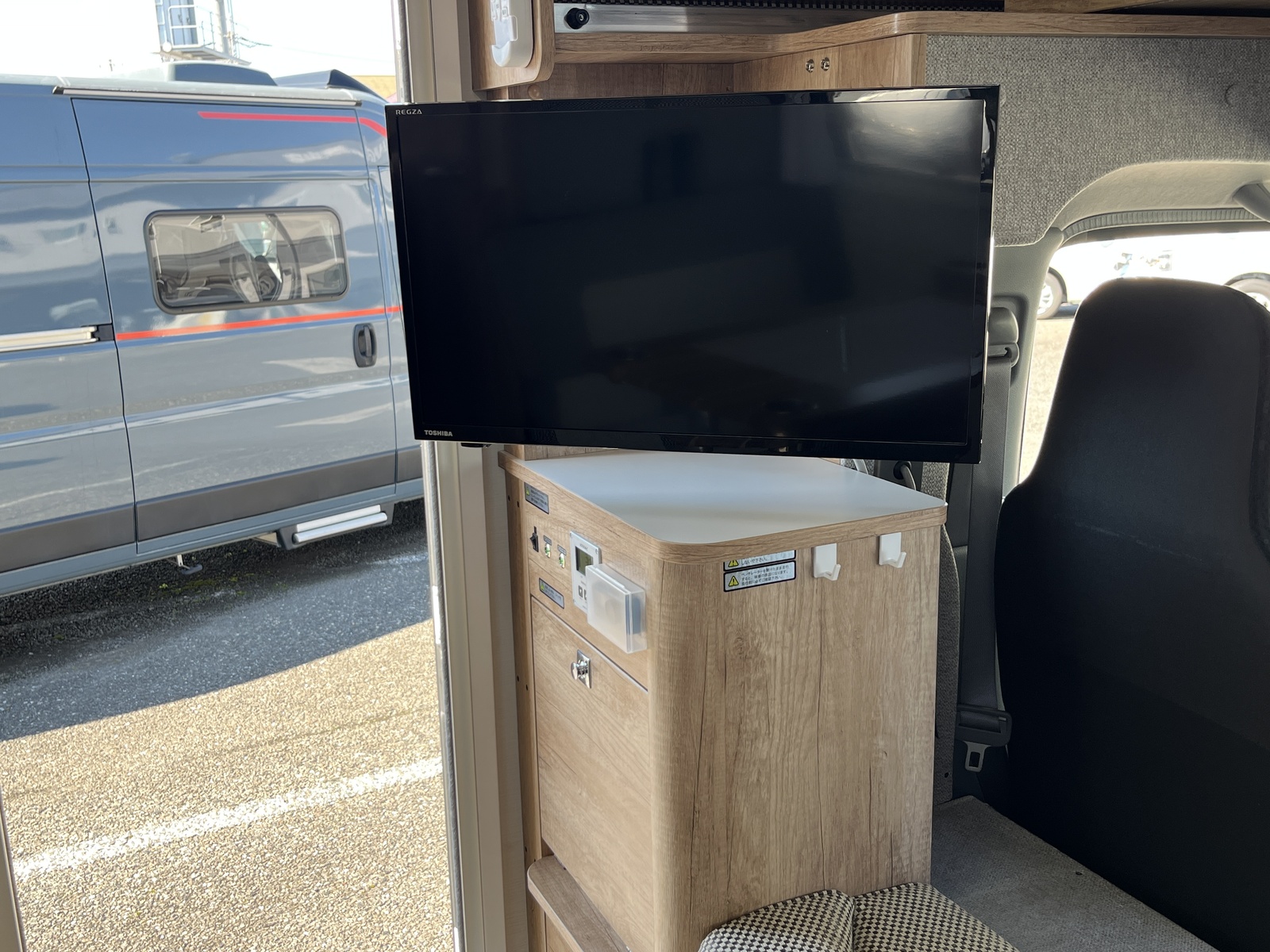 キャンピングカー キャブコン ﾅｯﾂRV ｸﾚｱ5.3Xﾊｲﾊﾟｰｴﾎﾞﾈｵ 軽油4WD