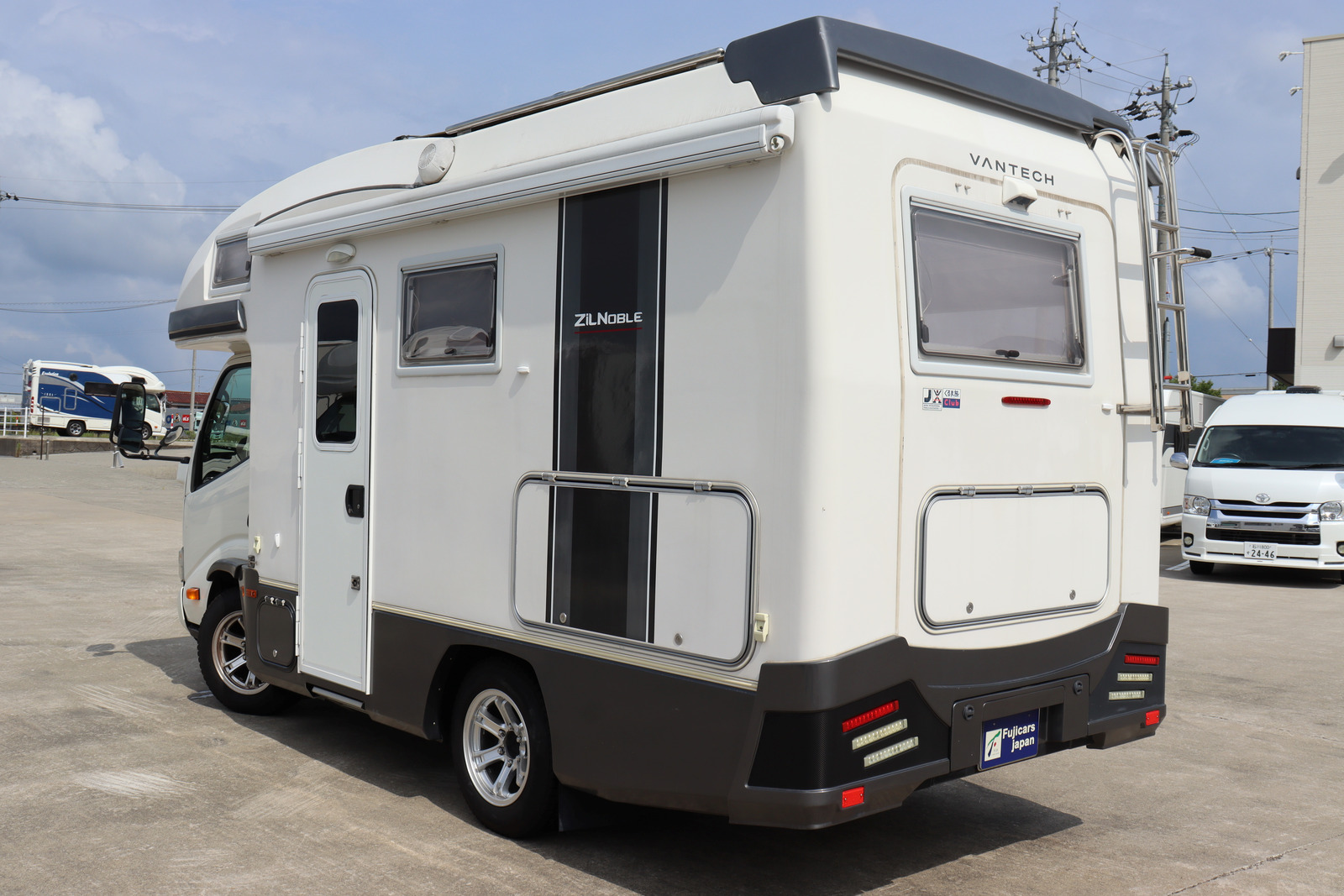 キャンピングカー キャブコン ｶﾑﾛｰﾄﾞ ﾊﾞﾝﾃｯｸ ｼﾞﾙﾉｰﾌﾞﾙ 家AC　鉛3　4WD