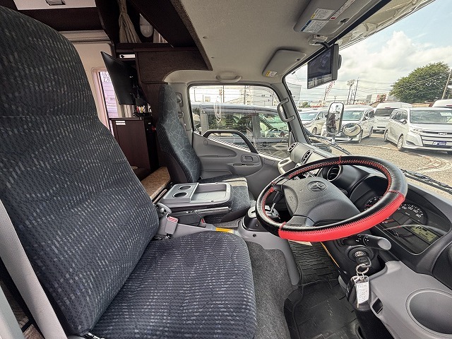 キャンピングカー キャブコン ﾅｯﾂRV　ｸﾚｱ5.3Xｴﾎﾞﾘｭｰｼｮﾝ 家AC 4WD