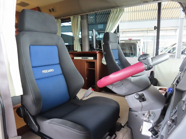キャンピングカー バスコン ｼﾋﾞﾘｱﾝ RVﾗﾝﾄﾞ ﾗﾝﾄﾞﾎｰﾑ　6速MT　窓埋め