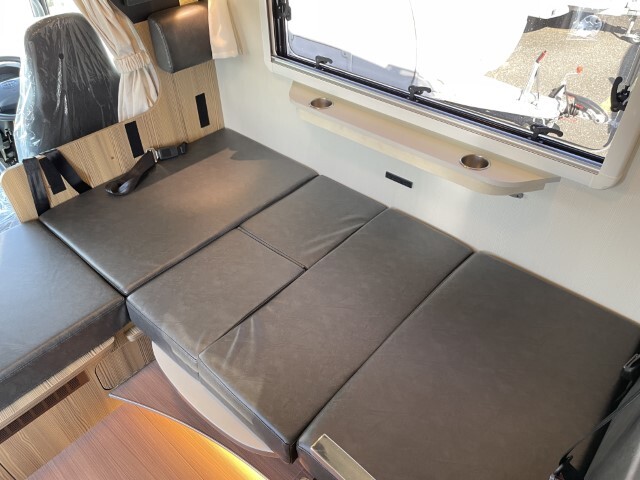 キャンピングカー キャブコン ﾊﾞﾝﾃｯｸ ｼﾞﾙ520ｲﾘｽ 特別仕様 登録済み未使用車