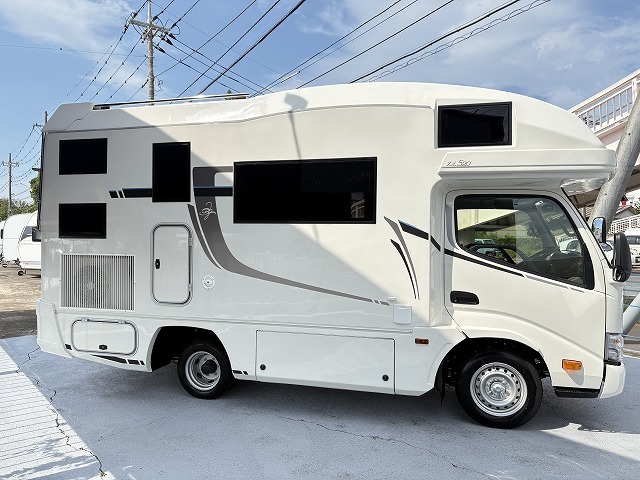 キャンピングカー キャブコン ｶﾑﾛｰﾄﾞ ｼﾞﾙ520ｲﾘｽ特別仕様 登録済み未使用車