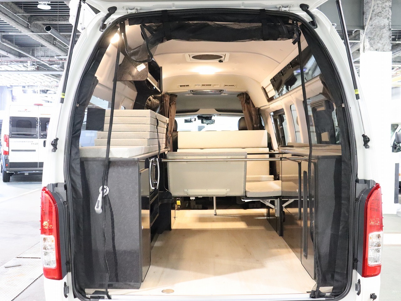 キャンピングカー バンコン ﾊｲｴｰｽ FOCS ﾘﾍﾞﾙﾀ 4WD　FF　電子ﾚﾝｼﾞ