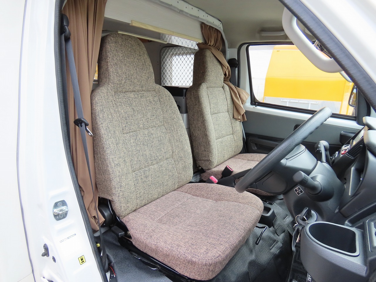 キャンピングカー キャブコン ﾀｳﾝｴｰｽ ｽﾃｰｼﾞ21 ﾊﾞﾝﾋﾞｰﾉﾌﾟﾗｽ 4WD