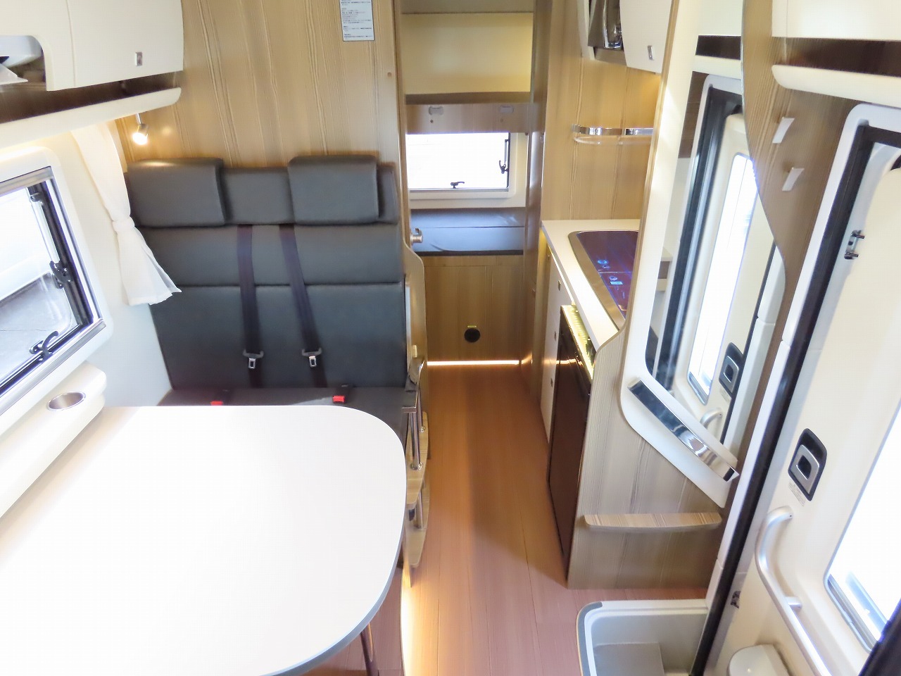 キャンピングカー キャブコン ｶﾑﾛｰﾄﾞｼﾞﾙ520ｲﾘｽ特別仕様 登録済み未使用車