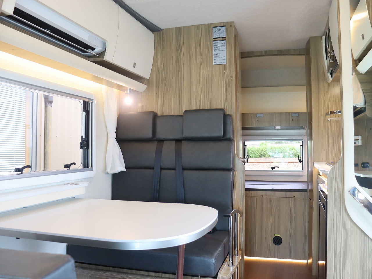 キャンピングカー キャブコン ｶﾑﾛｰﾄﾞ ｼﾞﾙ520ｲﾘｽ特別仕様 登録済未使用車