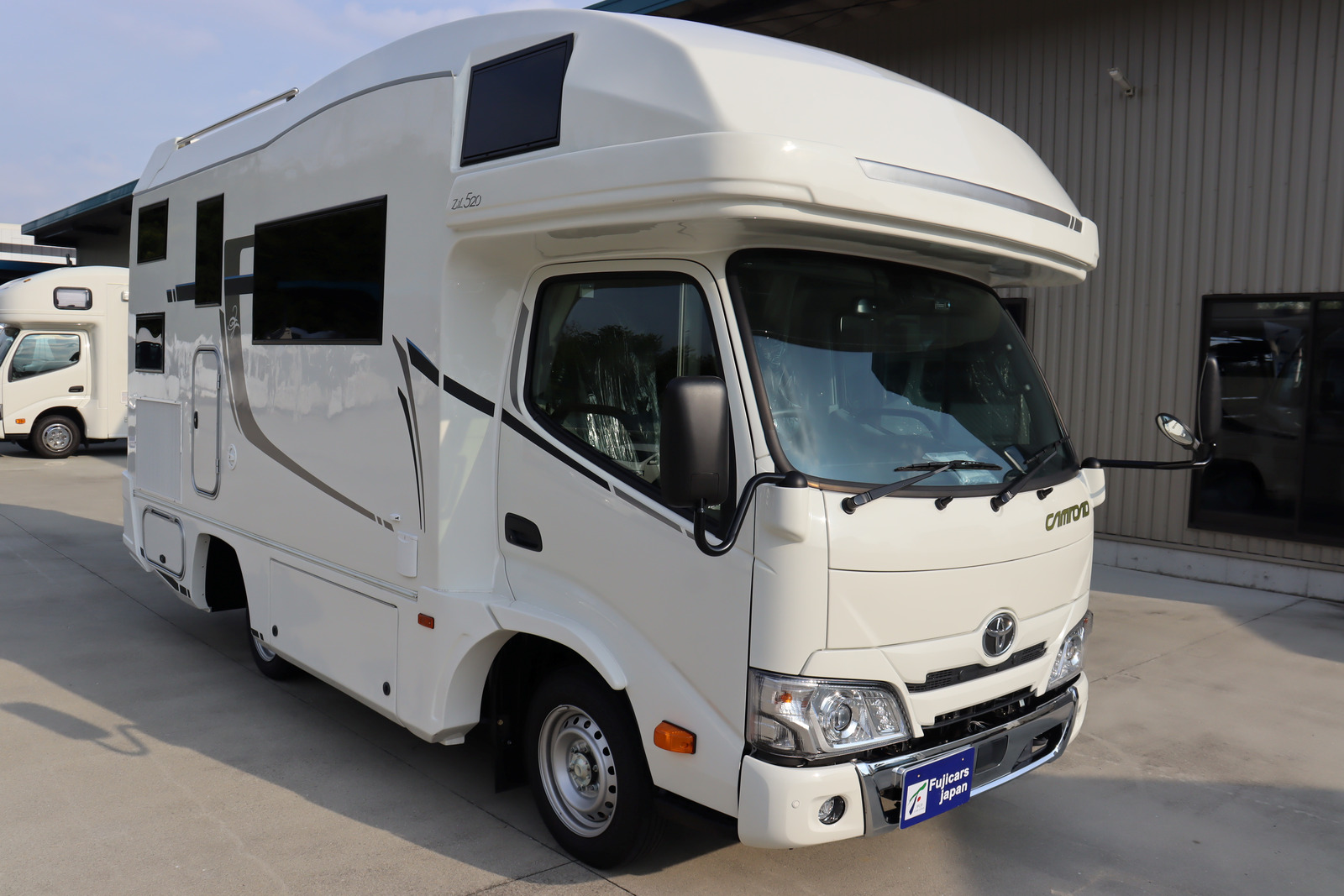 キャンピングカー カムロード ﾊﾞﾝﾃｯｸ ｼﾞﾙ520 ｲﾘｽ 特別仕様 登録済未使用車