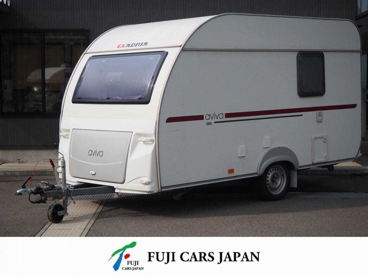 キャンピングカー トレーラー アドリア アビバ350L 家庭用エアコン 牽引免許不要